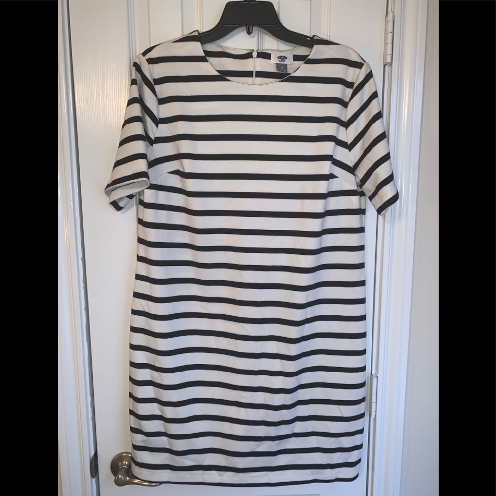 Old Navy Knit Dress